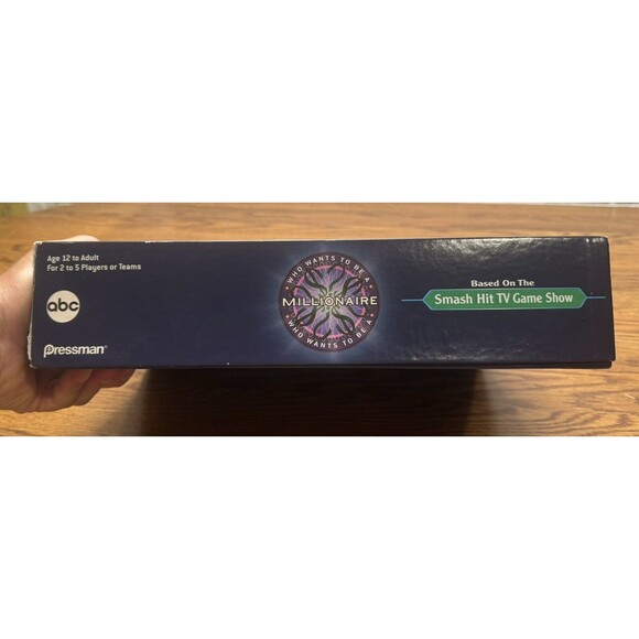 “WHO WANTS TO BE A MILLIONAIRE” 2000 Pressman FunFAMILY BOARD GAME 100% - Picture 2 of 14